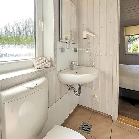 Schatzkiste - Dorf 08 * Priwall