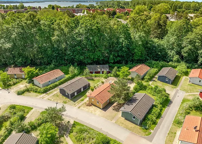 Semesterbostad Schatzkiste - Dorf 08